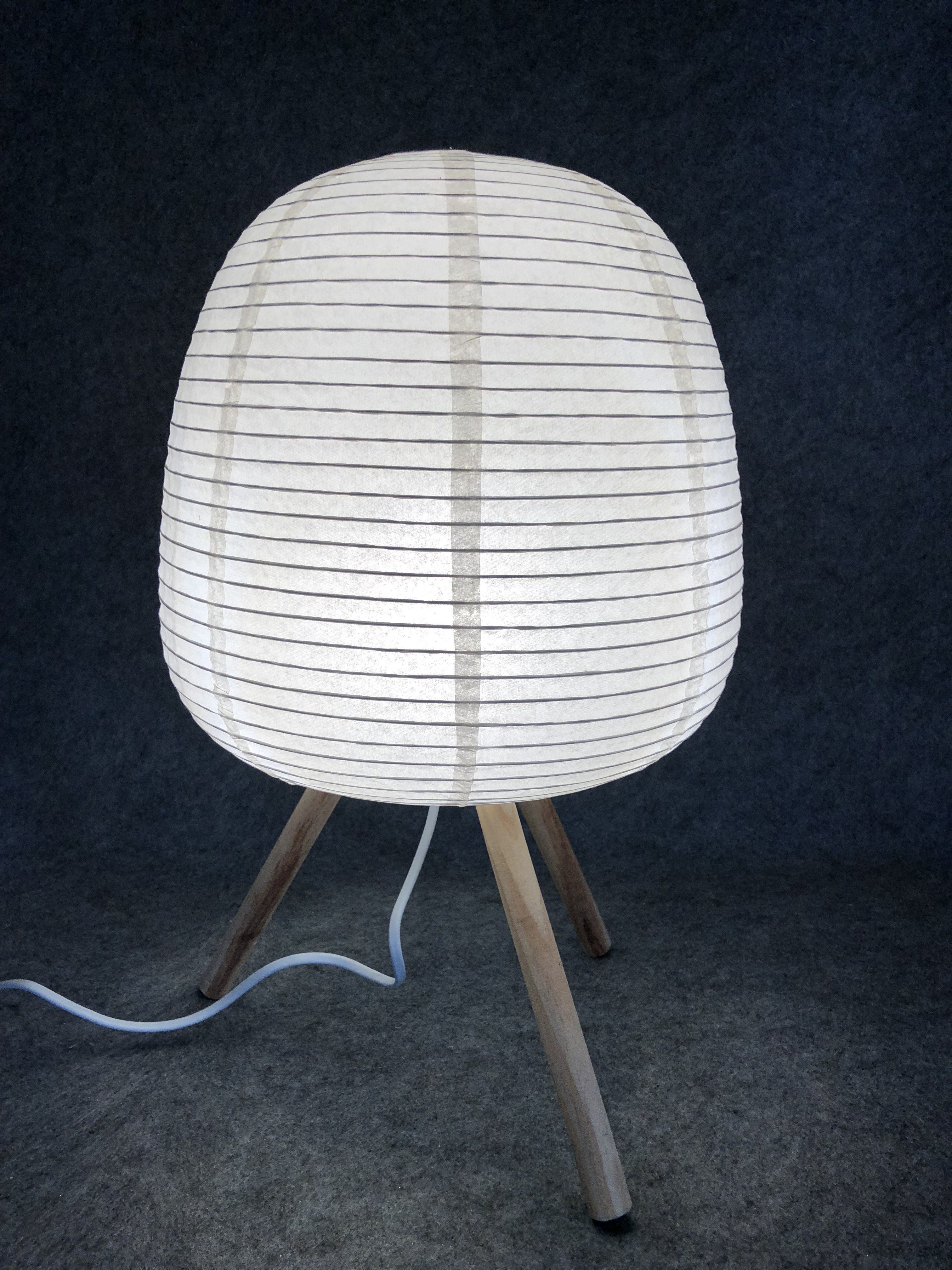 White Color Wooden Feet Base Fold Paper Table Lamp